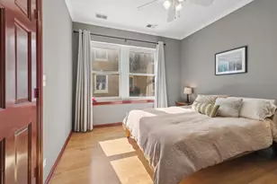 4910 N Drake Ave, Chicago, IL 60625 - Photo 2