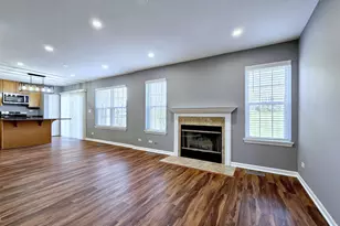 464 Lancaster Dr, Pingree Grove, IL 60140 - Photo 4