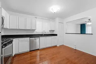 640 Four Seasons Blvd, Aurora, IL 60504 - Photo 4
