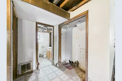 [Address not provided], Dolton, IL 60419 - Photo 12