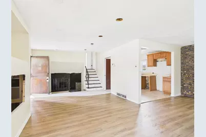 [Address not provided], Dolton, IL 60419 - Photo 4
