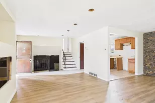 [Address not provided], Dolton, IL 60419 - Photo 4