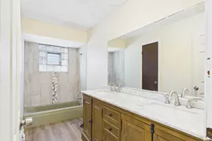 [Address not provided], Dolton, IL 60419 - Photo 8