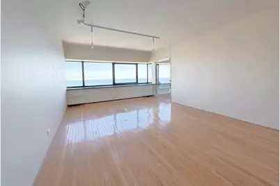 175 E Delaware Place #5604, Chicago, IL 60611 - Photo 4
