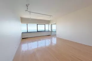 175 E Delaware Pl, Chicago, IL 60611 - Photo 4