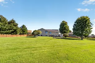 224 Windover Park Ct, Rochelle, IL 60168 - Photo 38