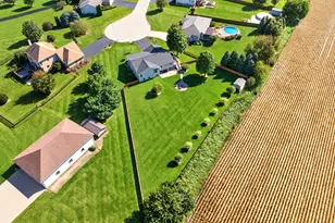 224 Windover Park Ct, Rochelle, IL 60168 - Photo 44