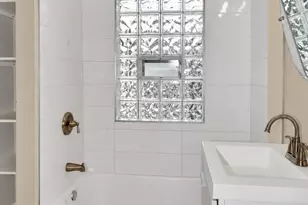 7803 S Champlain Ave, Chicago, IL 60619 - Photo 20