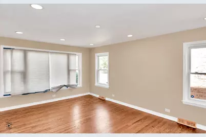 7803 S Champlain Avenue, Chicago, IL 60619 - Photo 2