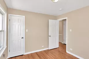 7803 S Champlain Ave, Chicago, IL 60619 - Photo 12