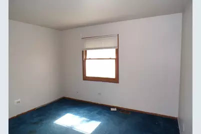 16614 Finch Avenue, Harvey, IL 60426 - Photo 8