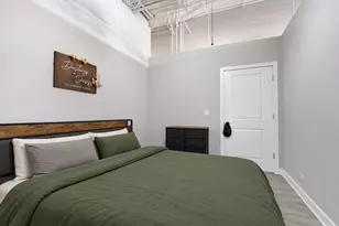 4437 W Fullerton Ave, Chicago, IL 60639 - Photo 12