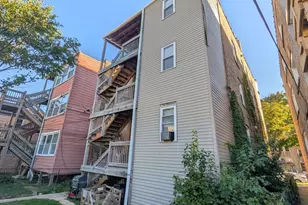9040 S Laflin St, Chicago, IL 60620 - Photo 4
