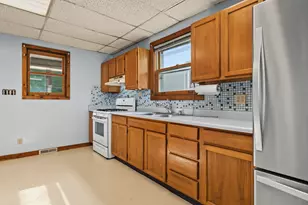 1212 W Olive St, Bloomington, IL 61701 - Photo 20