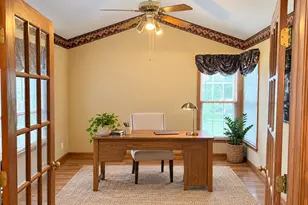 2460 Otter Creek Ln, Elgin, IL 60123 - Photo 2