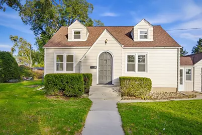 3 S South Elgin Boulevard, South Elgin, IL 60177 - Photo 2