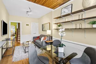 2626 W Morse Ave, Chicago, IL 60645 - Photo 6