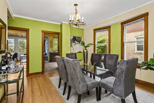 2626 W Morse Ave, Chicago, IL 60645 - Photo 4