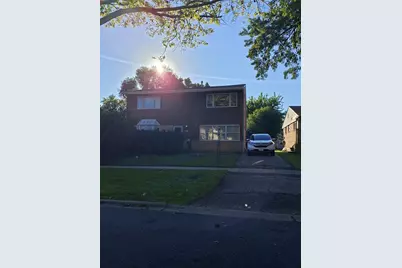 8332 N Odell Avenue, Niles, IL 60714 - Photo 2