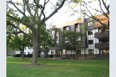 13200 W Heiden Circle #2408, Lake Bluff, IL 60044 - Photo 2