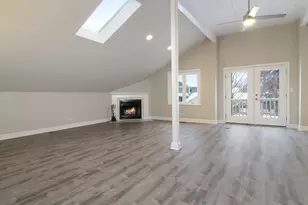 812 N Sleight St, Naperville, IL 60563 - Photo 2