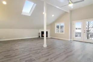 812 N Sleight St, Naperville, IL 60563 - Photo 8