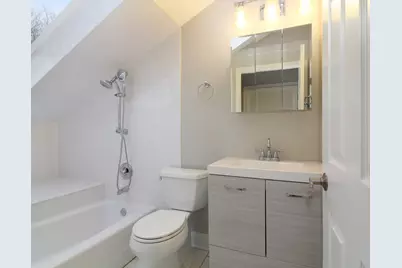 812 N Sleight Street #1, Naperville, IL 60563 - Photo 4