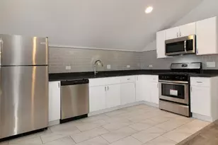 812 N Sleight St, Naperville, IL 60563 - Photo 6