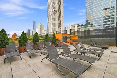 345 N La Salle Street #1803, Chicago, IL 60654 - Photo 32
