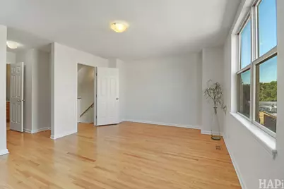 6957 N Western Avenue #E, Chicago, IL 60645 - Photo 14
