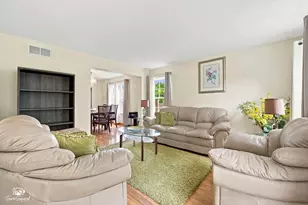 389 Blackfoot Dr, Bolingbrook, IL 60490 - Photo 8