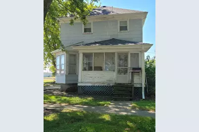 312 N Central Street, Gilman, IL 60938 - Photo 2
