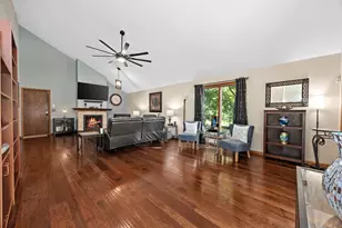 161 Amherst Dr, Bartlett, IL 60103 - Photo 6