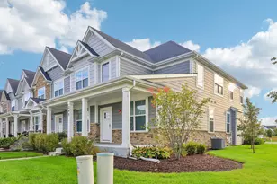 285 Didier Ct, Buffalo Grove, IL 60089 - Photo 2
