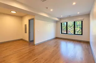 1329 W Estes Ave, Chicago, IL 60626 - Photo 6