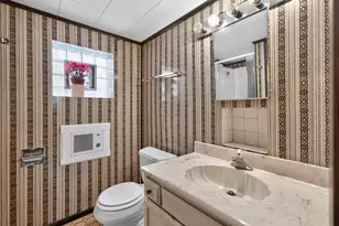 4117 N Olcott Ave, Norridge, IL 60706 - Photo 20