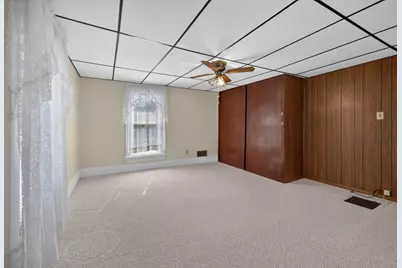 604 W Elm Street, LeRoy, IL 61752 - Photo 28