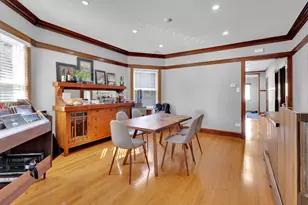 3626 W Cornelia St, Chicago, IL 60618 - Photo 16