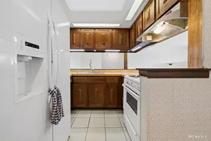 13628 Royal Ct, Crestwood, IL 60418 - Photo 8