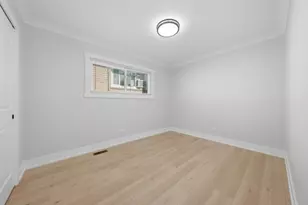 10422 S Green Bay Ave, Chicago, IL 60617 - Photo 16