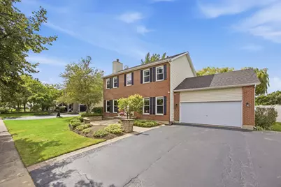 452 Spring Ridge Drive, Crystal Lake, IL 60012 - Photo 4