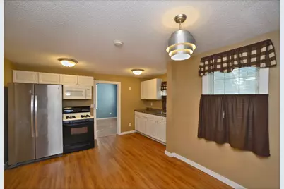 1609 Sycamore Street, Ottawa, IL 61350 - Photo 6