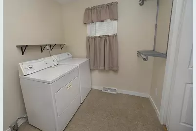 1609 Sycamore Street, Ottawa, IL 61350 - Photo 8