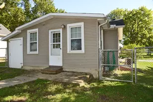1609 Sycamore St, Ottawa, IL 61350 - Photo 14