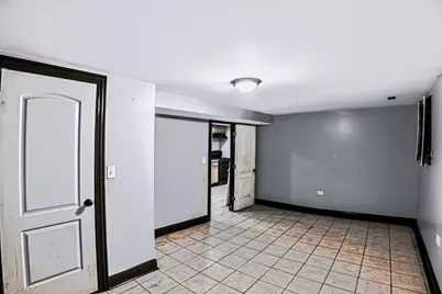 7723 S Constance Avenue, Chicago, IL 60649 - Photo 30