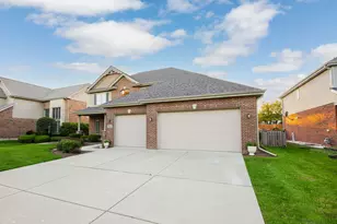 9040 Witham Ln, Woodridge, IL 60517 - Photo 6