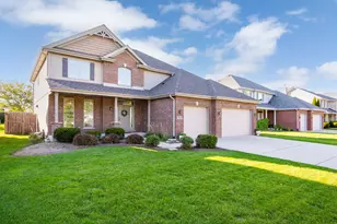 9040 Witham Ln, Woodridge, IL 60517 - Photo 4