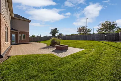 9040 Witham Lane, Woodridge, IL 60517 - Photo 10