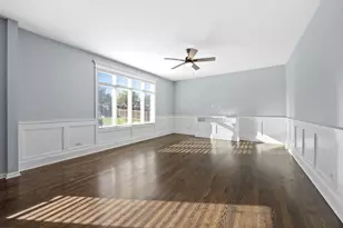 9040 Witham Ln, Woodridge, IL 60517 - Photo 18