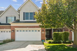 27 Harborside Way, Hawthorn Woods, IL 60047 - Photo 2